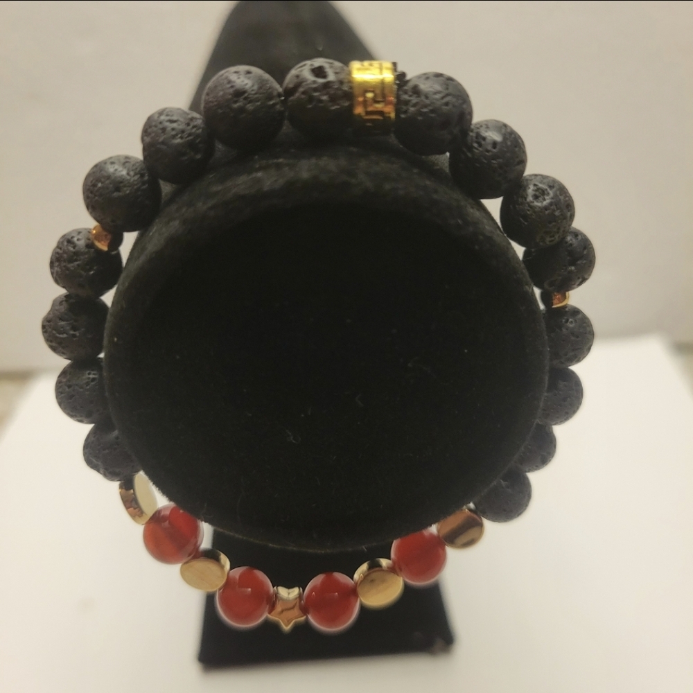 Handcrafted Gold, Black Lava and Red Carnelian Bead Stretch Bracelet - Picture 6 of 8
